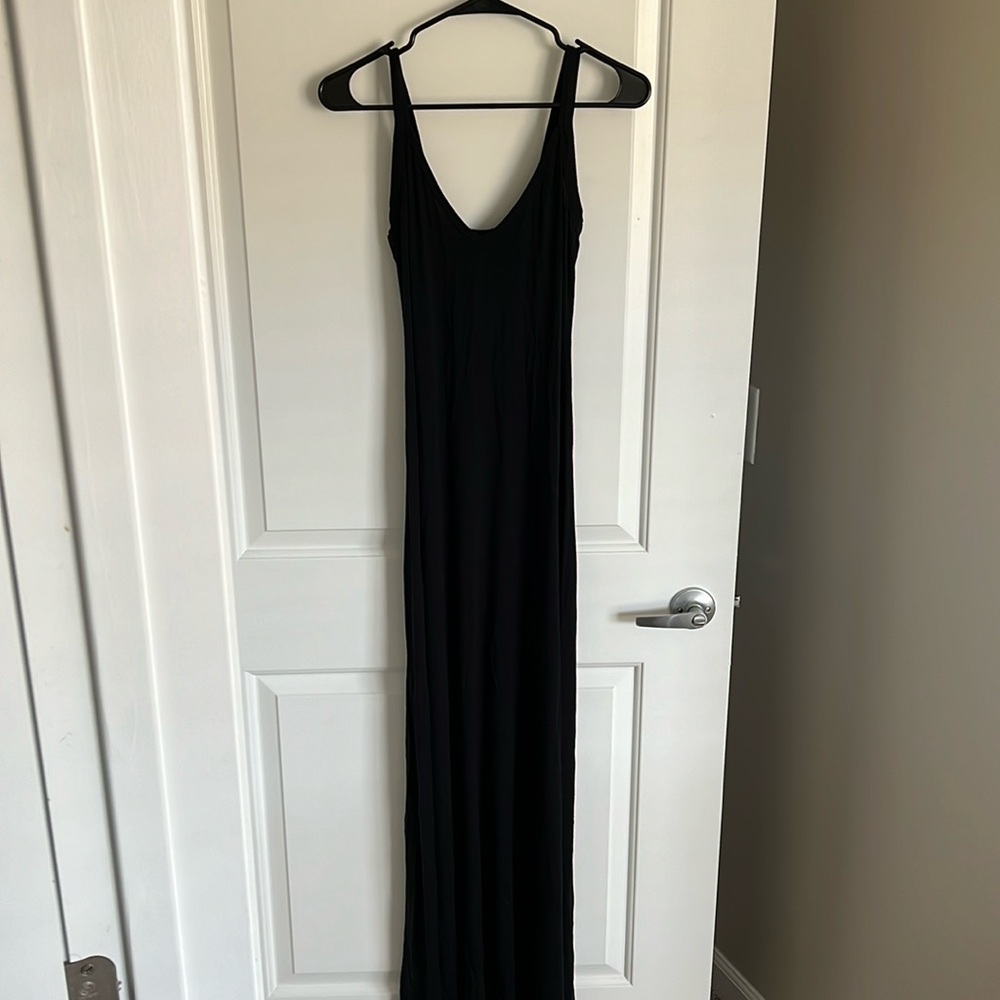 V-Cut Cami Black Maxi Dress